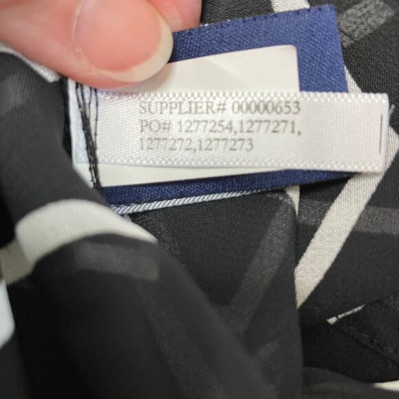 Chaps Womens SZ S Chevron Black & White Top Sheer Asymmetrical Hem Bow At Waist - Picture 12 of 14